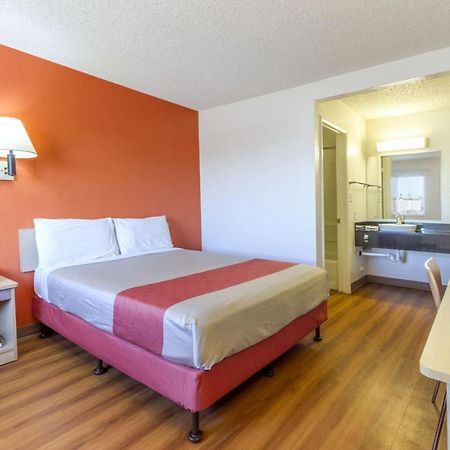 Motel 6-Phoenix, Az - Airport - 24Th Street Екстериор снимка