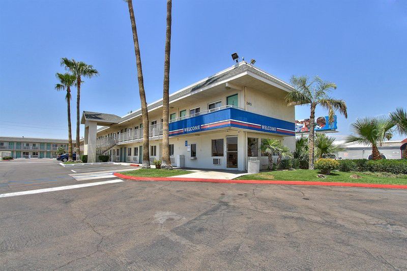 Motel 6-Phoenix, Az - Airport - 24Th Street Екстериор снимка