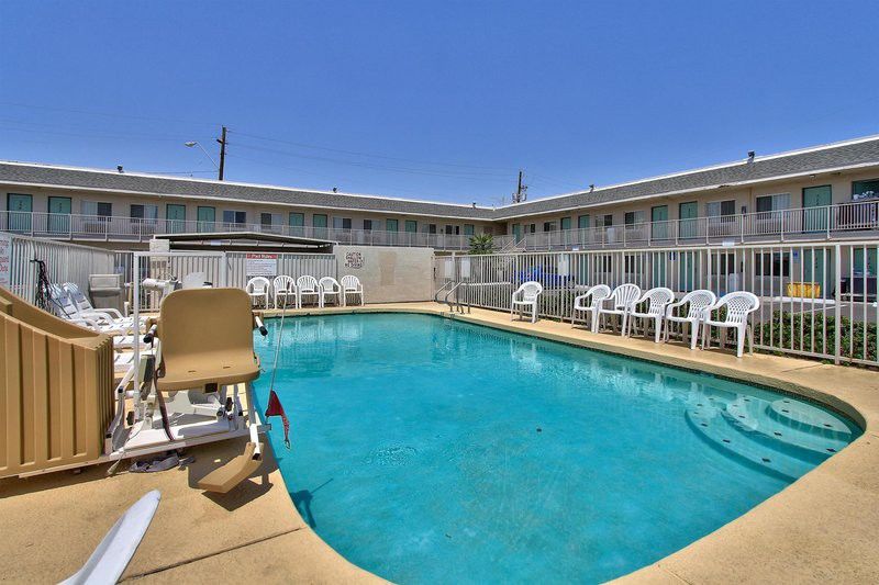 Motel 6-Phoenix, Az - Airport - 24Th Street Екстериор снимка