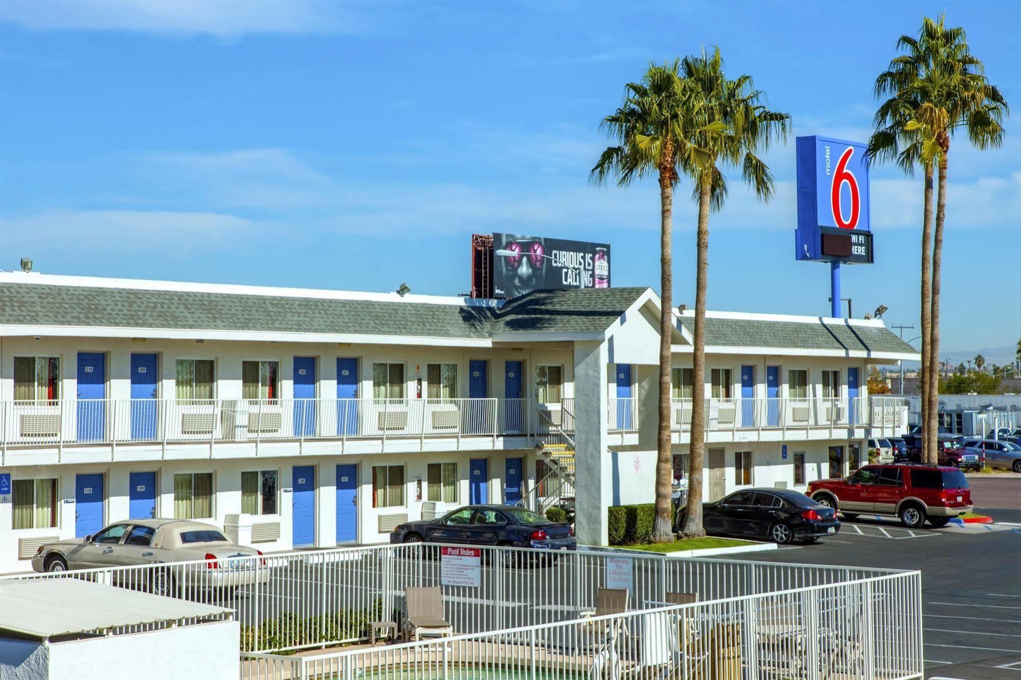 Motel 6-Phoenix, Az - Airport - 24Th Street Екстериор снимка