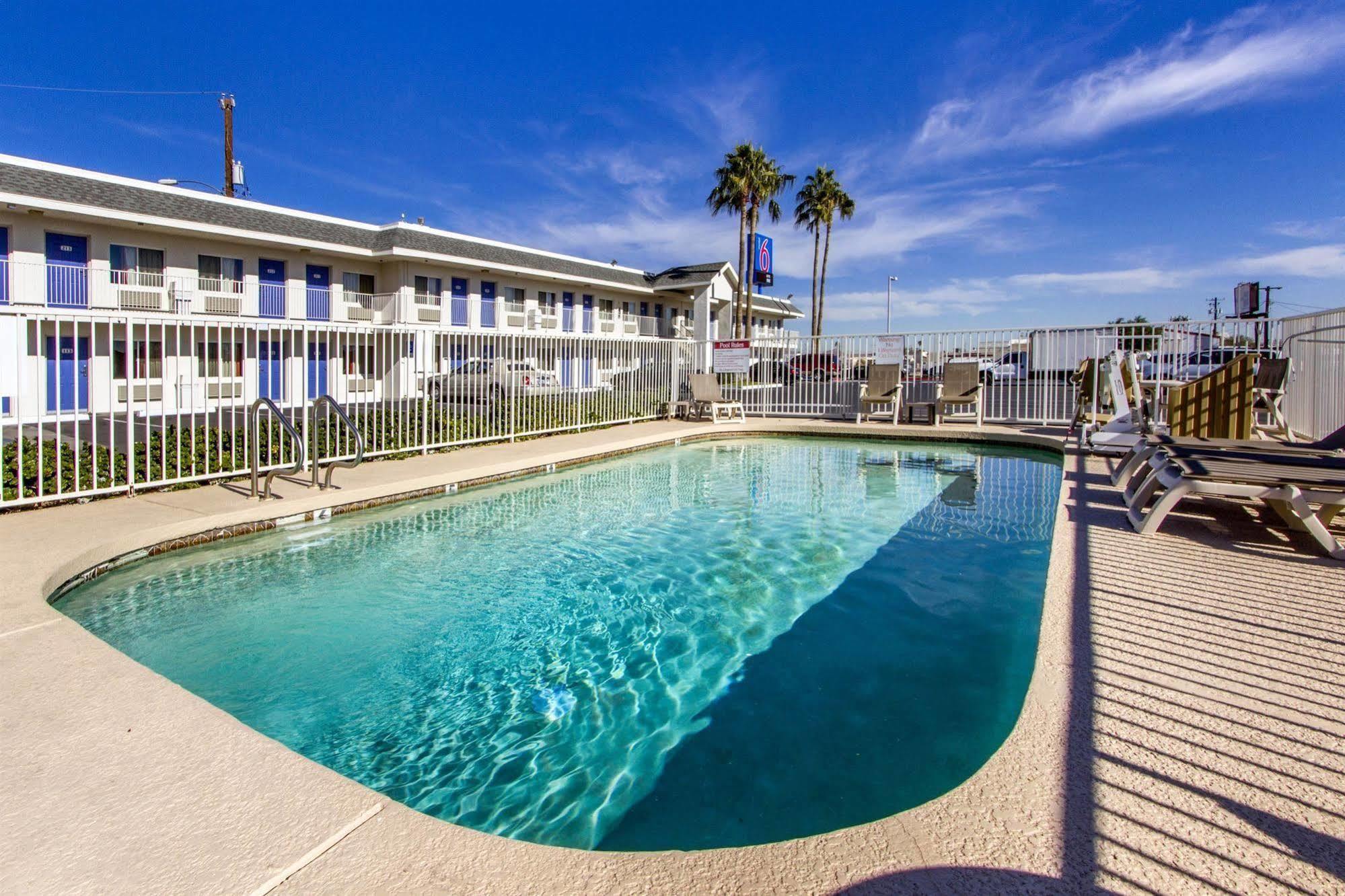 Motel 6-Phoenix, Az - Airport - 24Th Street Екстериор снимка