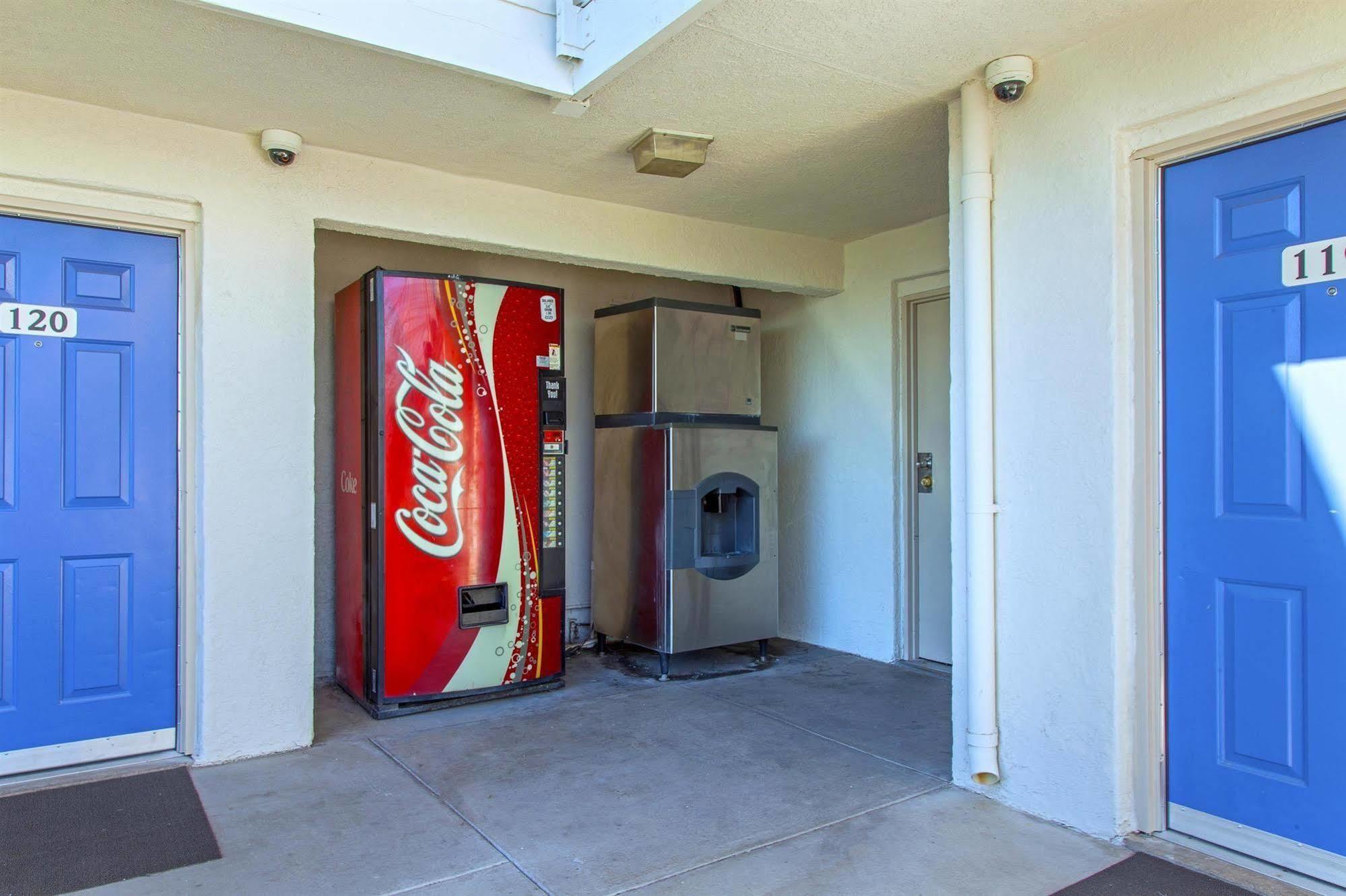 Motel 6-Phoenix, Az - Airport - 24Th Street Екстериор снимка